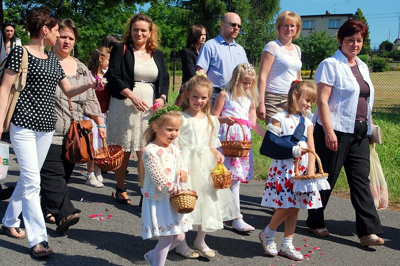 [Rozmiar: 177848 bajt�w]