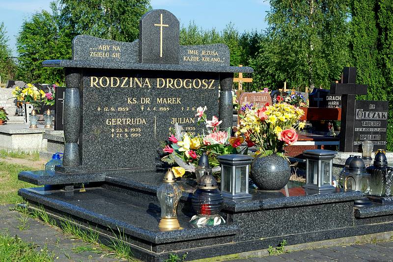 [Rozmiar: 154726 bajt�w]