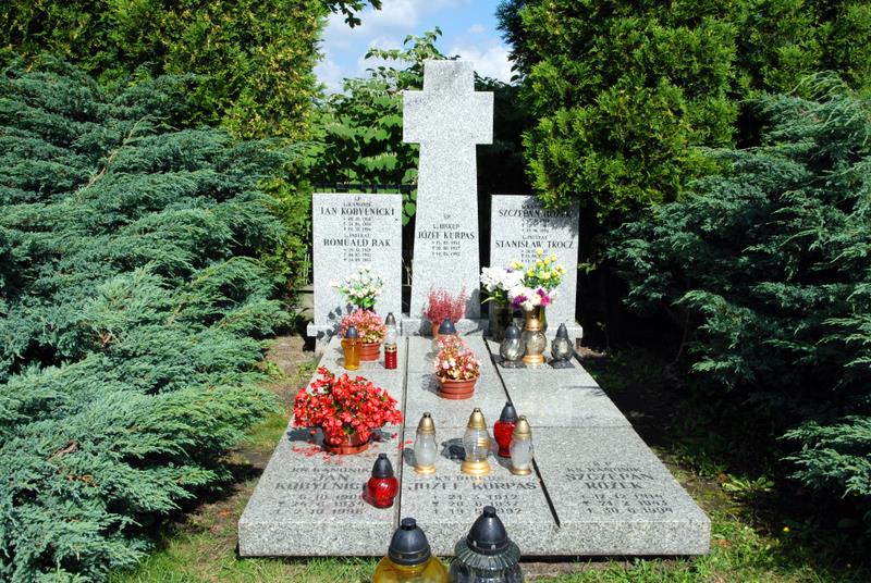 [Rozmiar: 143835 bajt�w]