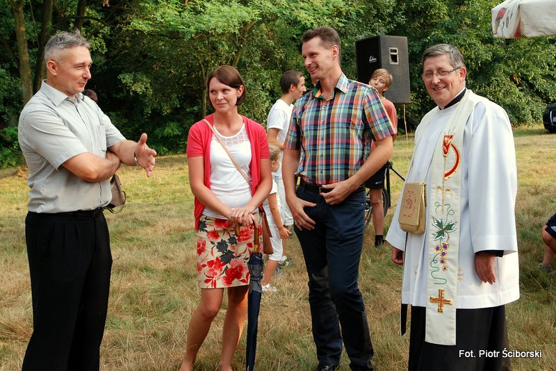 [Rozmiar: 148208 bajt�w]